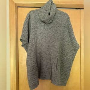 Athleta Poncho Size S/M